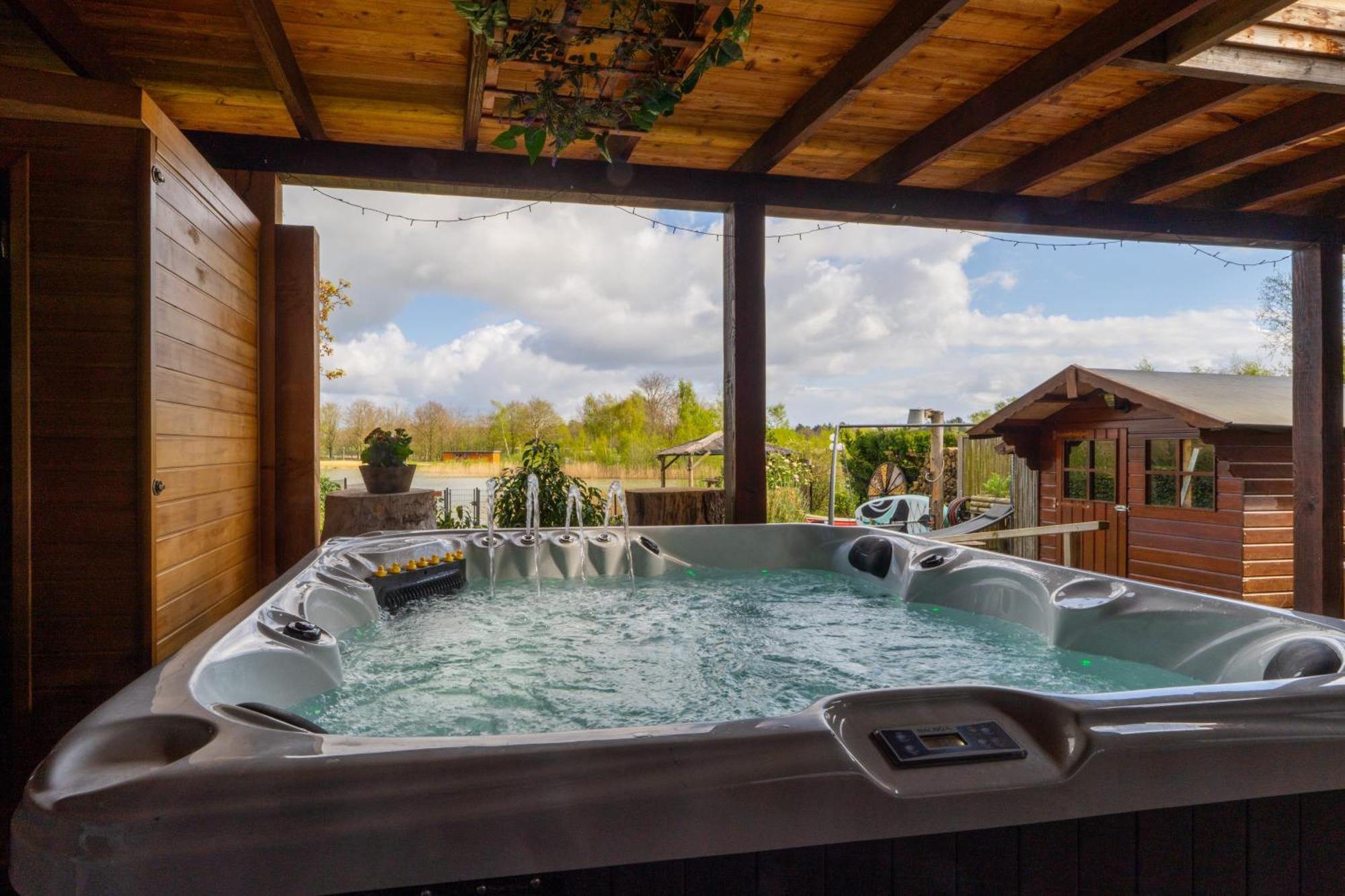 Chalet Drents Genieten - Lavendelheide Met Uitzicht Op Het Water *